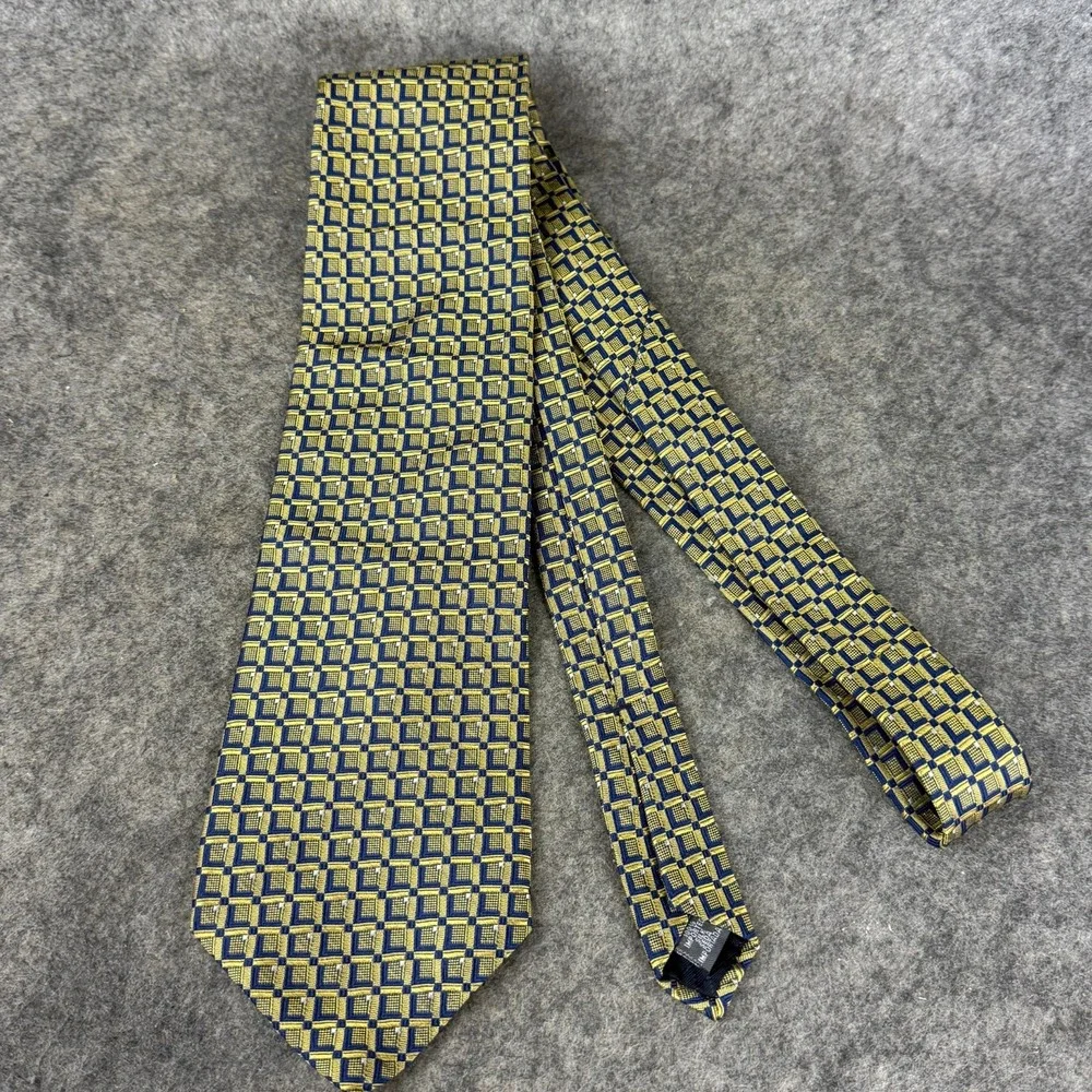 Grant Thomas Patterned‎ Blue Gold Yellow Geometric 100% Imported Silk Tie